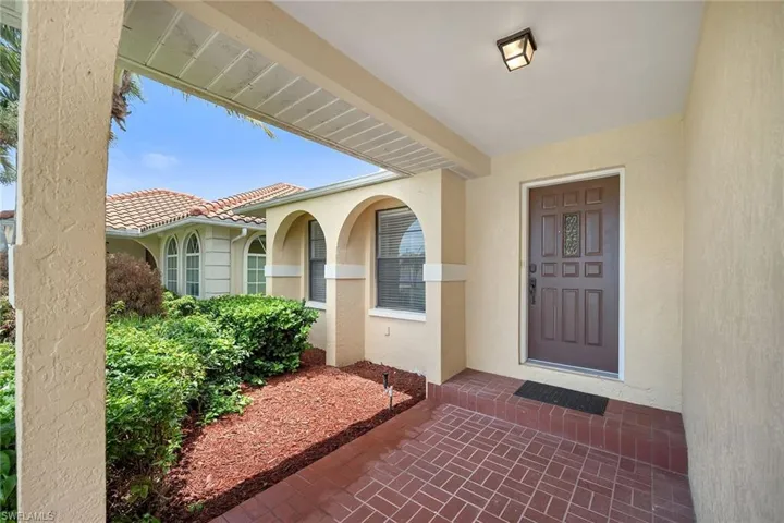 519  99th N AVE, Naples, FL 34108