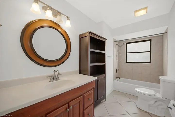 519  99th N AVE, Naples, FL 34108