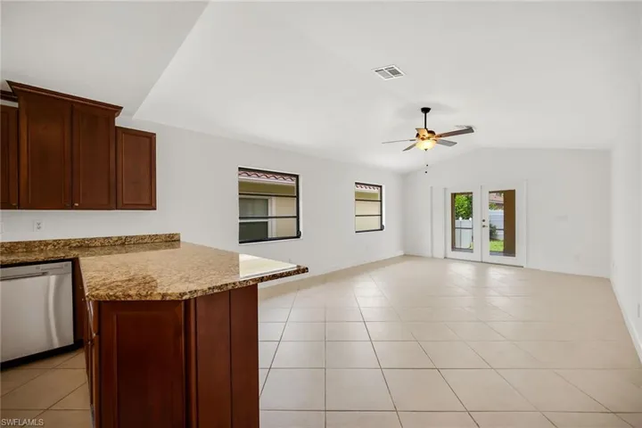 519  99th N AVE, Naples, FL 34108