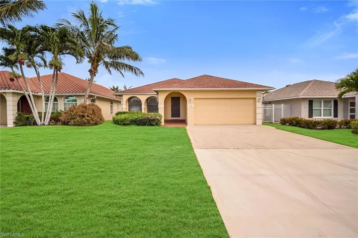 519  99th N AVE, Naples, FL 34108