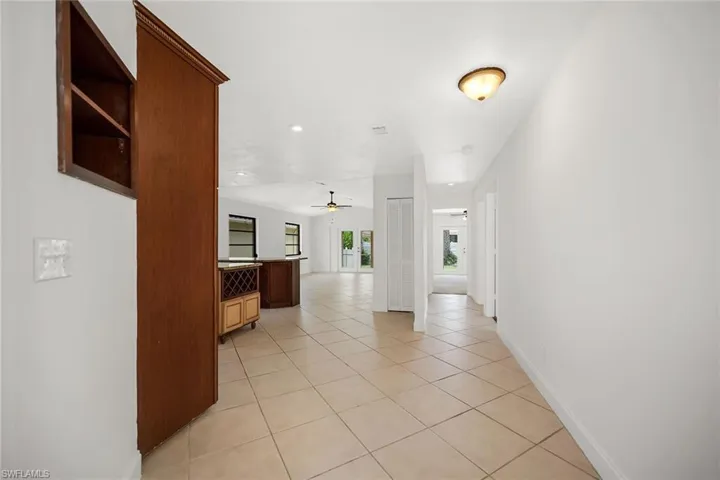 519  99th N AVE, Naples, FL 34108