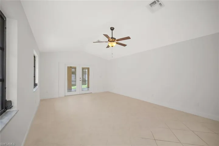 519  99th N AVE, Naples, FL 34108