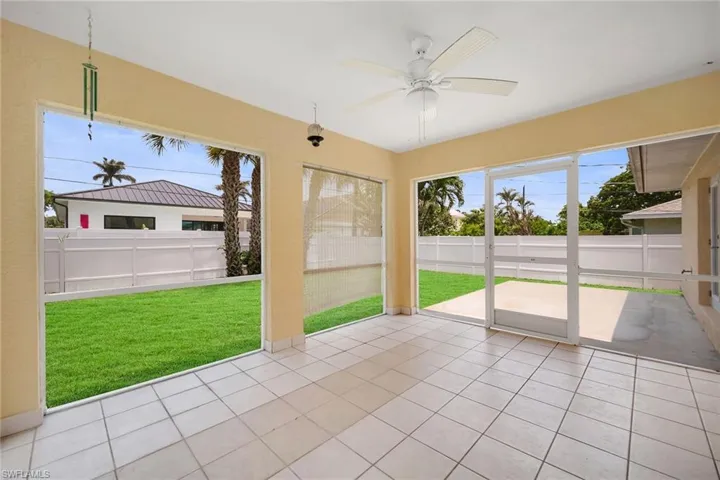 519  99th N AVE, Naples, FL 34108