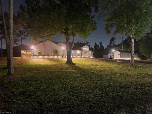 12206  Honeysuckle  RD, Fort Myers, FL 33966