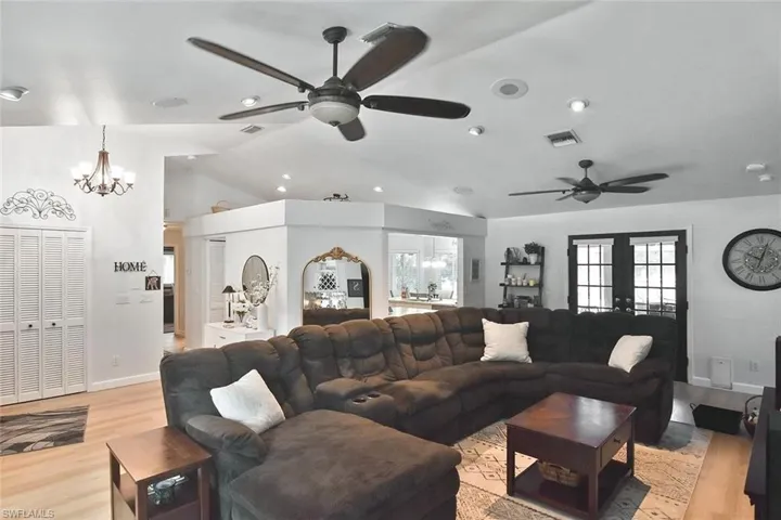 12206  Honeysuckle  RD, Fort Myers, FL 33966
