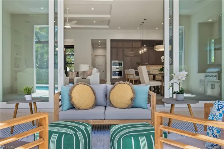 Patio area just great for entertaining!