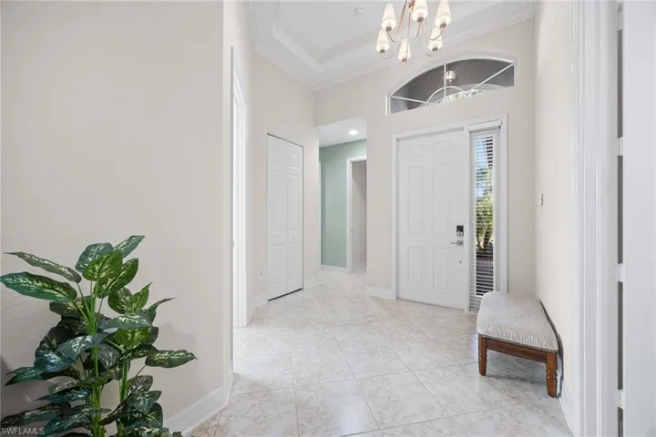 6542  Marbella  DR, Naples, FL 34105