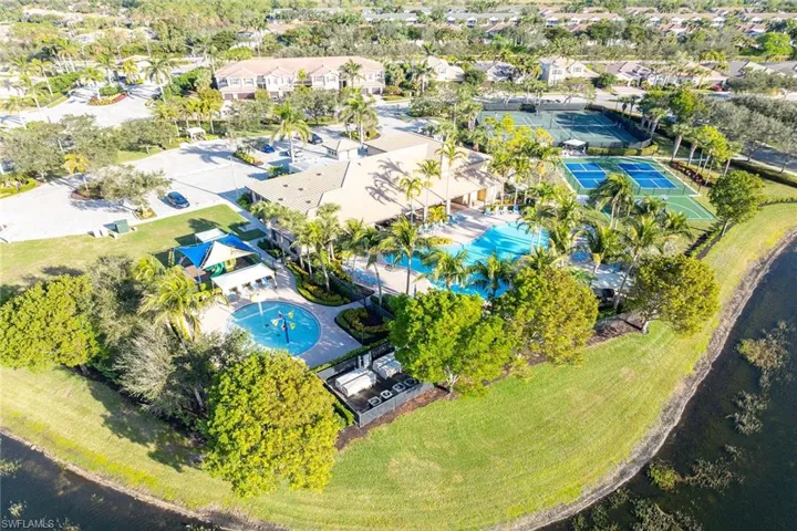 6542  Marbella  DR, Naples, FL 34105