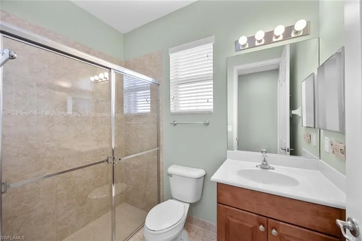 6542  Marbella  DR, Naples, FL 34105