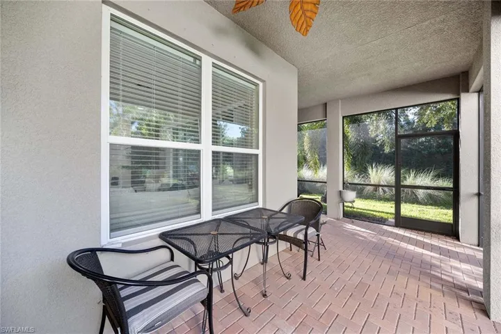 6542  Marbella  DR, Naples, FL 34105