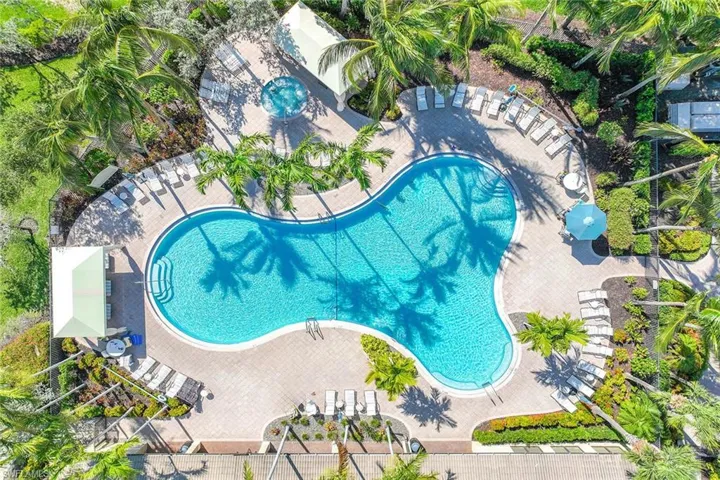 6542  Marbella  DR, Naples, FL 34105