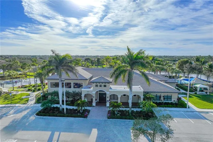 6542  Marbella  DR, Naples, FL 34105