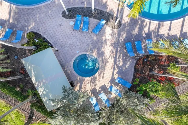 6542  Marbella  DR, Naples, FL 34105