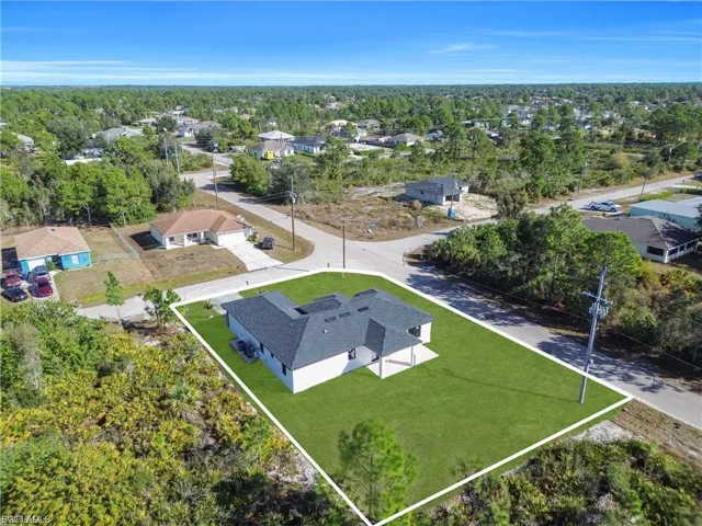3001  41ST W ST, Lehigh Acres, FL 33971