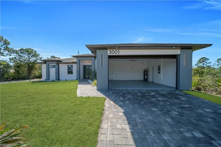 3001  41ST W ST, Lehigh Acres, FL 33971