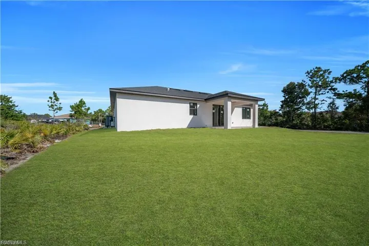 3001  41ST W ST, Lehigh Acres, FL 33971
