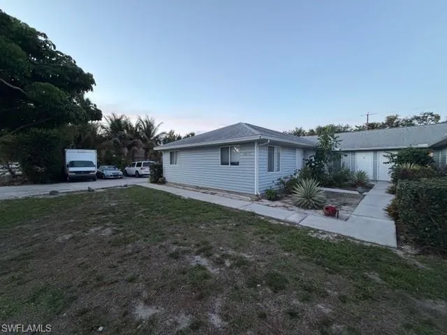 FRONT SIDE VIEW RIGHT
