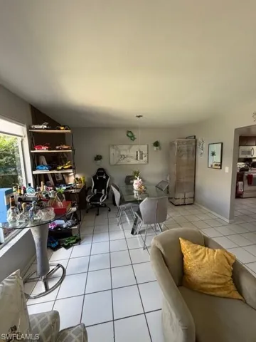 UNIT D LIVING ROOM