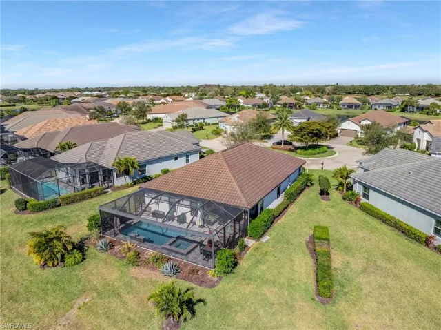 2995  Amblewind  DR, Fort Myers, FL 33905