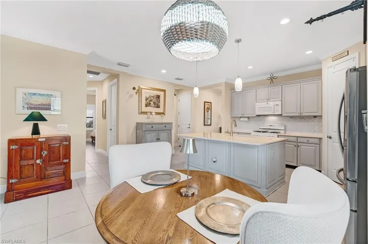 2995  Amblewind  DR, Fort Myers, FL 33905