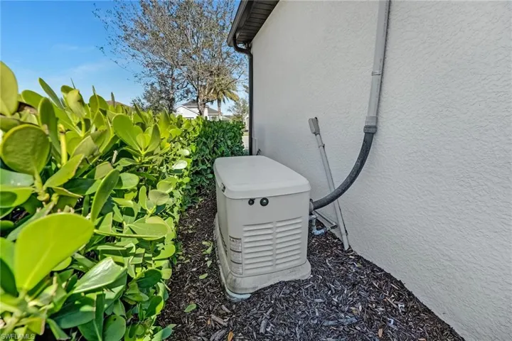 2995  Amblewind  DR, Fort Myers, FL 33905