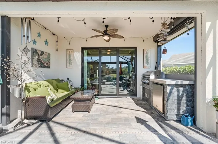 2995  Amblewind  DR, Fort Myers, FL 33905