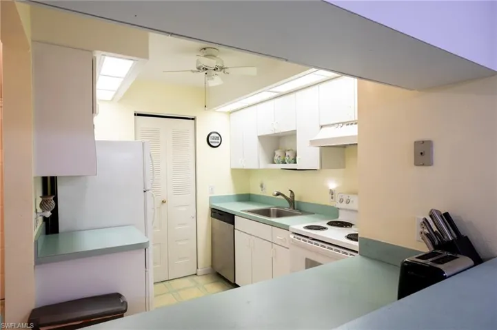 8041 S Woods Cir # 14, Fort Myers, Florida 33919