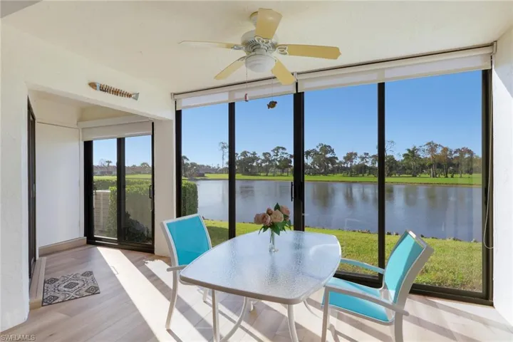 400  Fox Haven  DR, Naples, FL 34104