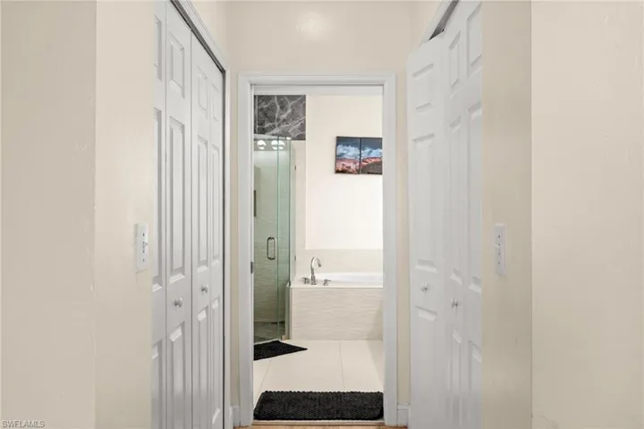 1541 Birdie Dr, Naples, Florida 34120