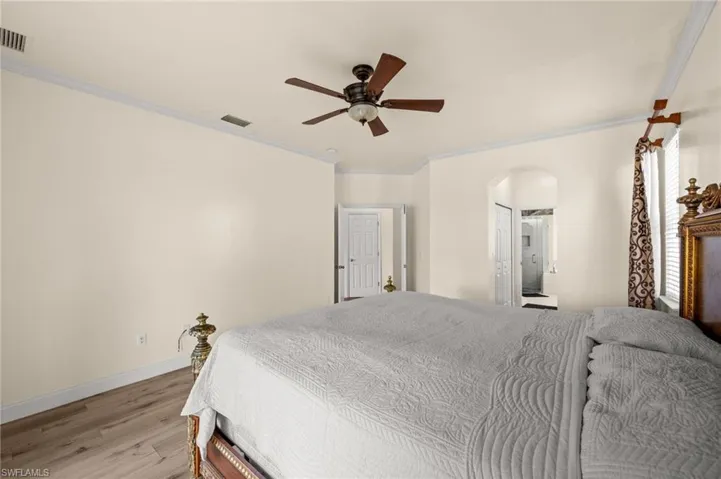 1541 Birdie Dr, Naples, Florida 34120