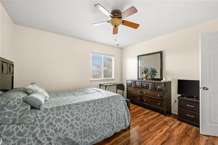 1541 Birdie Dr, Naples, Florida 34120