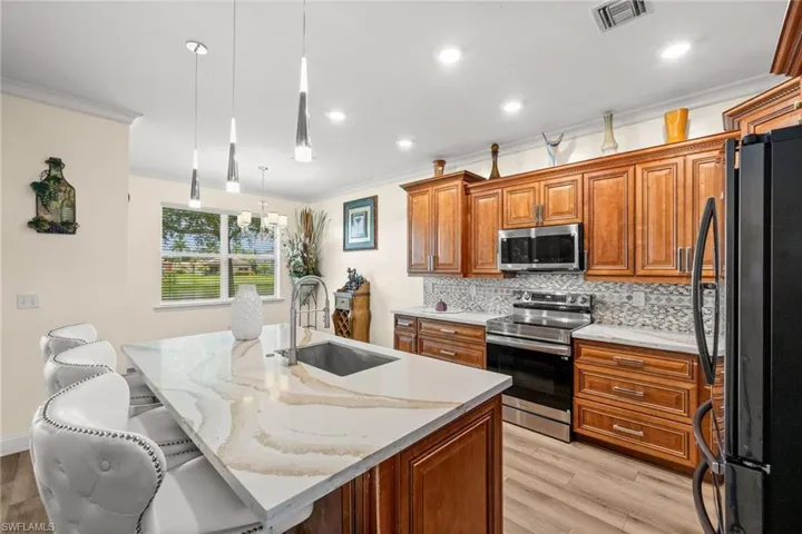 1541 Birdie Dr, Naples, Florida 34120