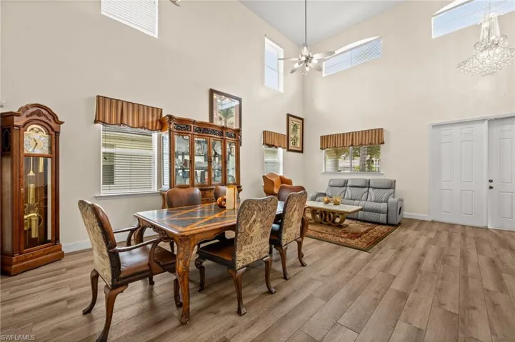 1541 Birdie Dr, Naples, Florida 34120