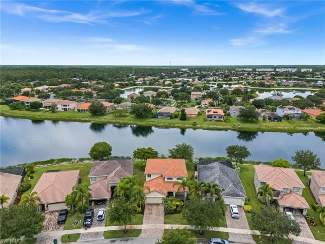 1541 Birdie Dr, Naples, Florida 34120