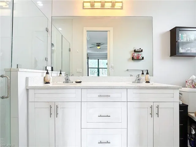 4160 10th Ave Ne, Naples, Florida 34120