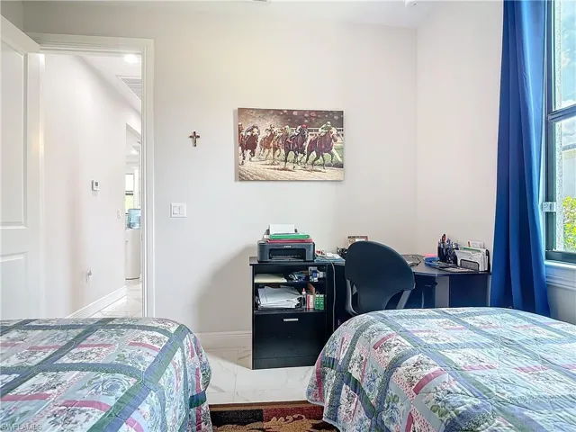 4160 10th Ave Ne, Naples, Florida 34120
