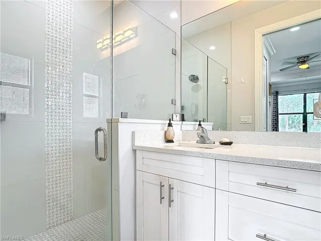 4160 10th Ave Ne, Naples, Florida 34120