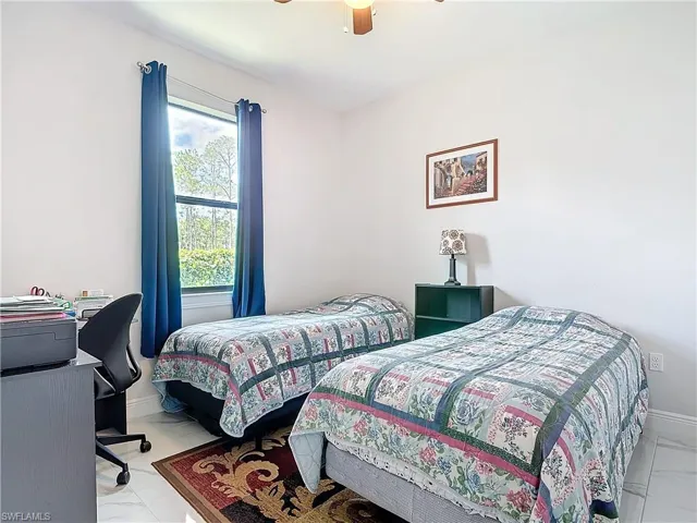 4160 10th Ave Ne, Naples, Florida 34120