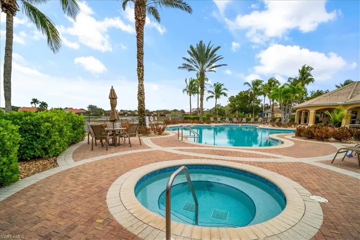 15197  Cortona  WAY, Naples, FL 34120