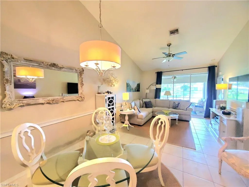 385 Dover PL, Naples, FL 34104,225063696