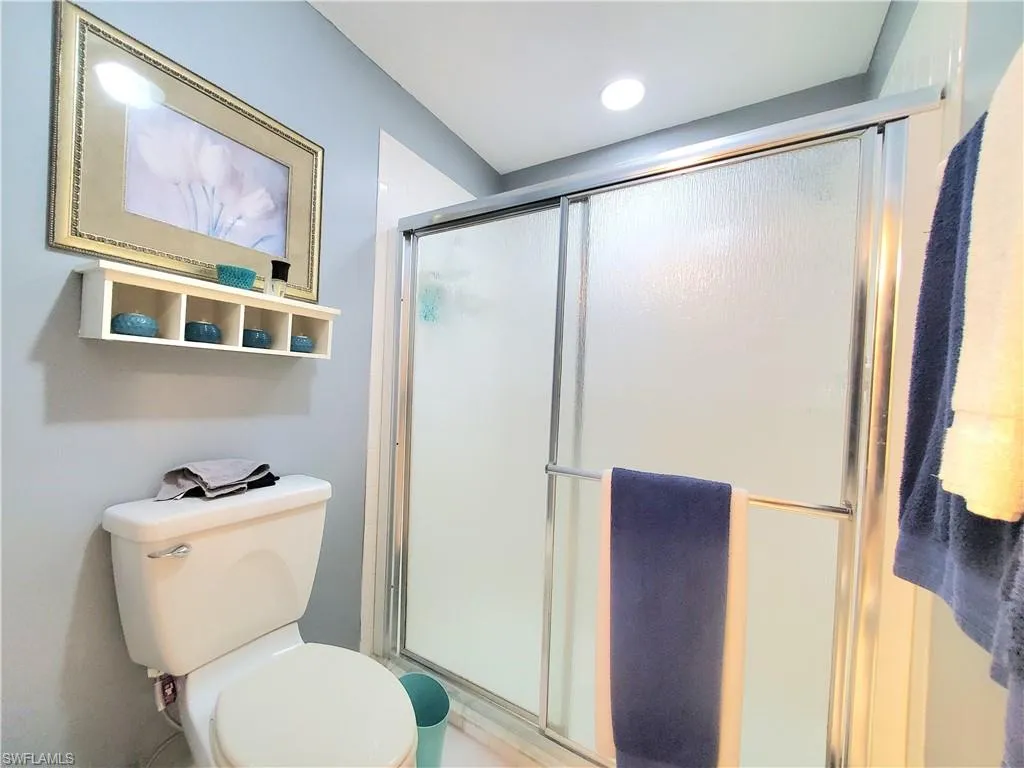 385 Dover PL, Naples, FL 34104,225063696