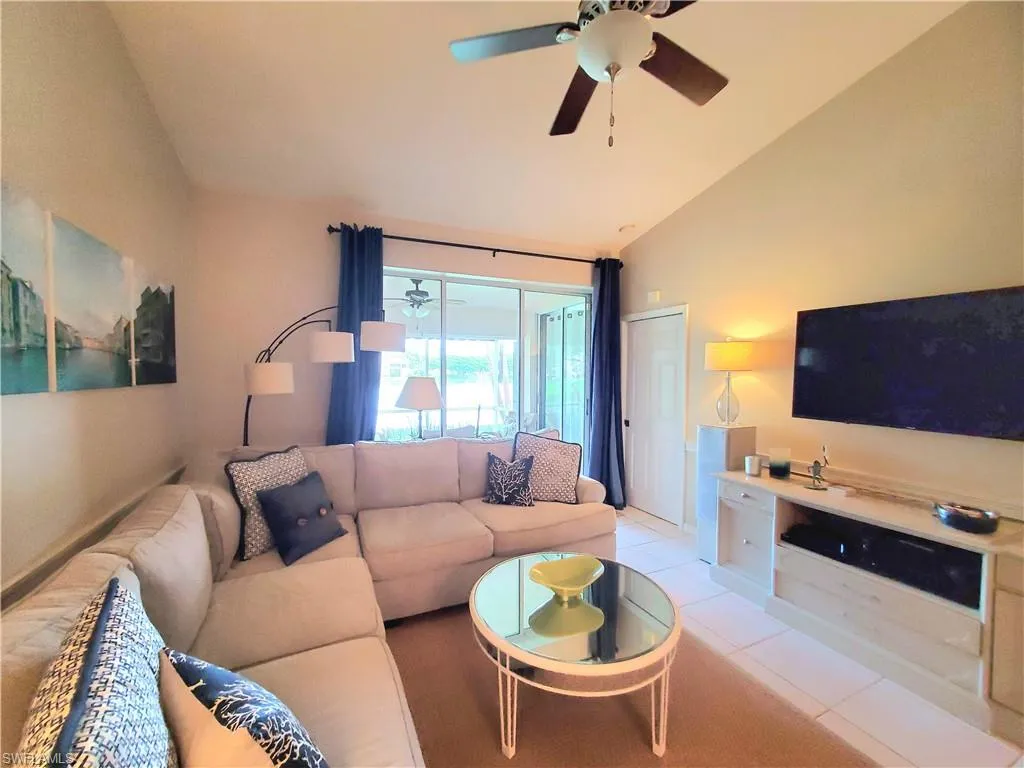 385 Dover PL, Naples, FL 34104,225063696