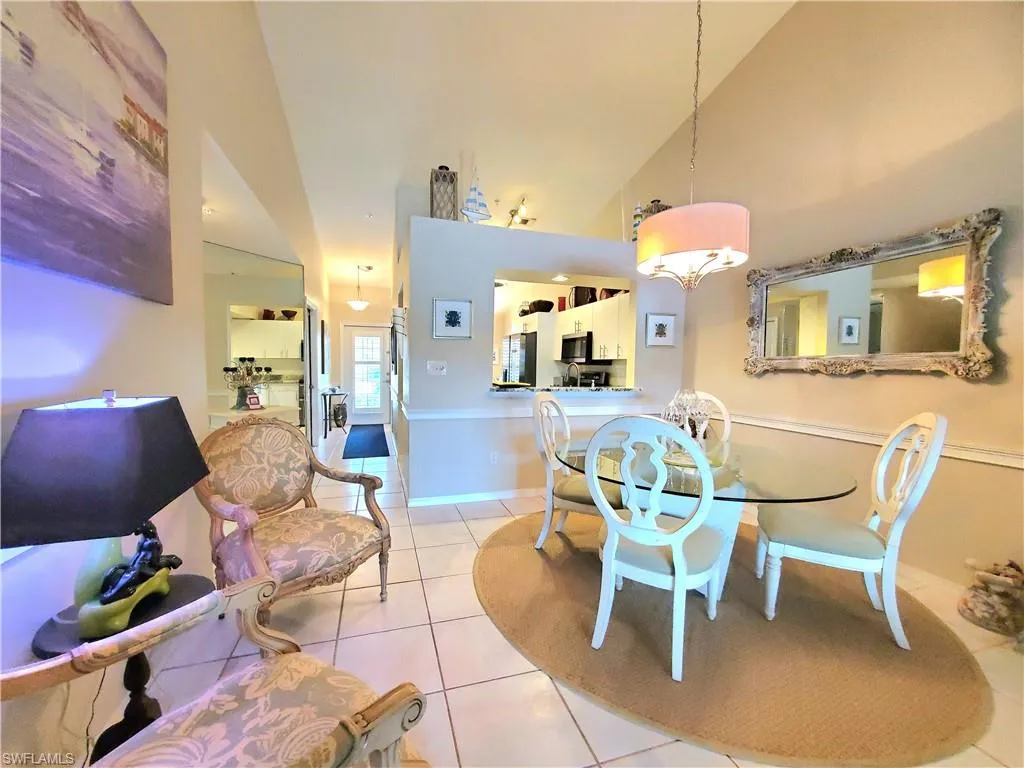 385 Dover PL, Naples, FL 34104,225063696