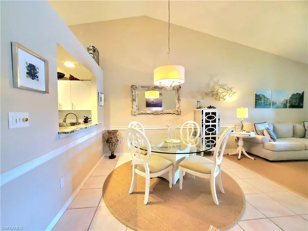 385 Dover PL, Naples, FL 34104,225063696