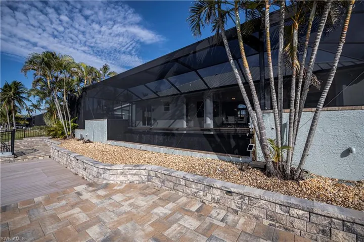 View of patio / terrace with glass enclosure