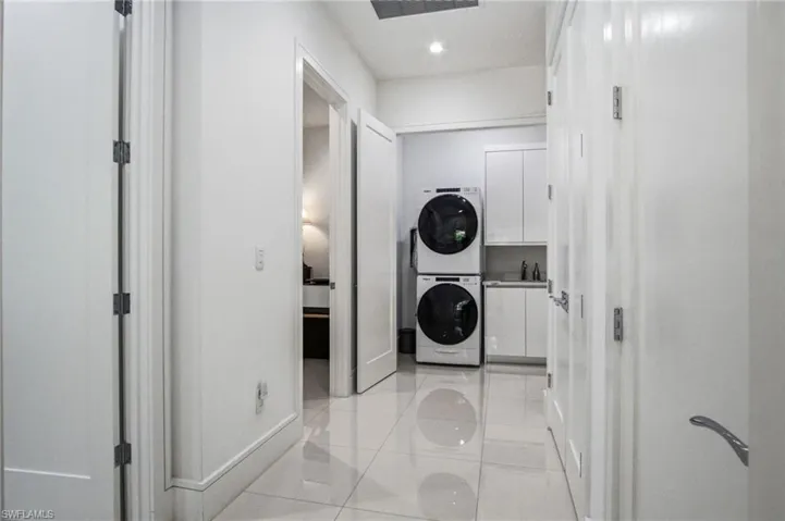 1167 22nd Ave N, Naples, Florida 34103