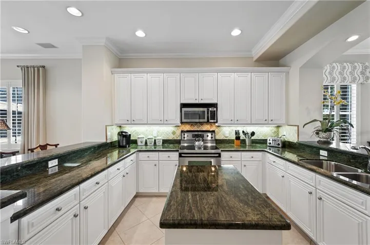 2658 Bolero Dr 9-2, Naples, Florida 34109