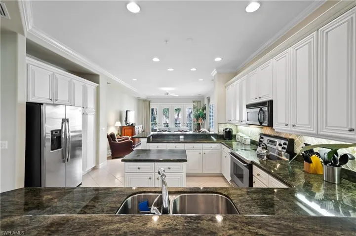 2658 Bolero Dr 9-2, Naples, Florida 34109