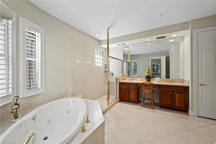 2658 Bolero Dr 9-2, Naples, Florida 34109