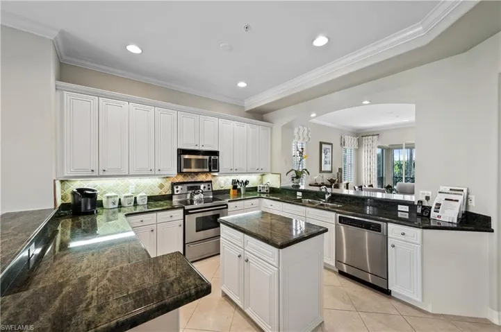 2658 Bolero Dr 9-2, Naples, Florida 34109